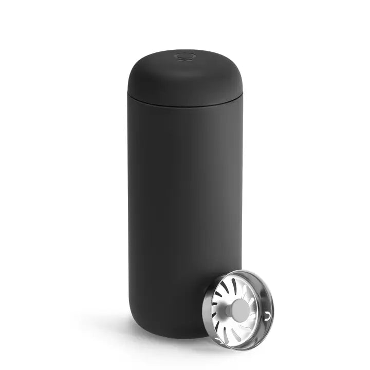 Carter Move Mug with snap-in splash guard and sleek design for enhanced coffee experience.